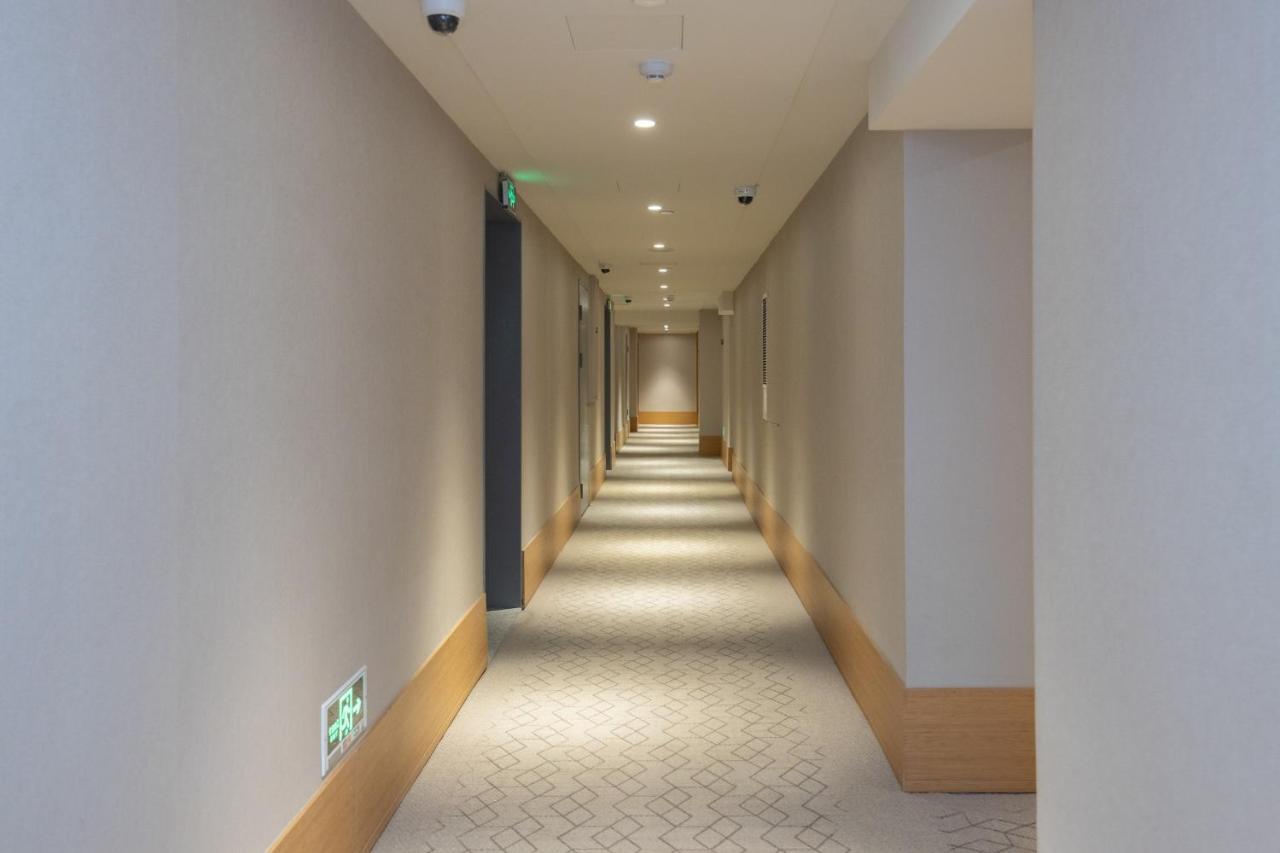 Ji Hotel Shanghai Yan An Road Branch Exterior foto