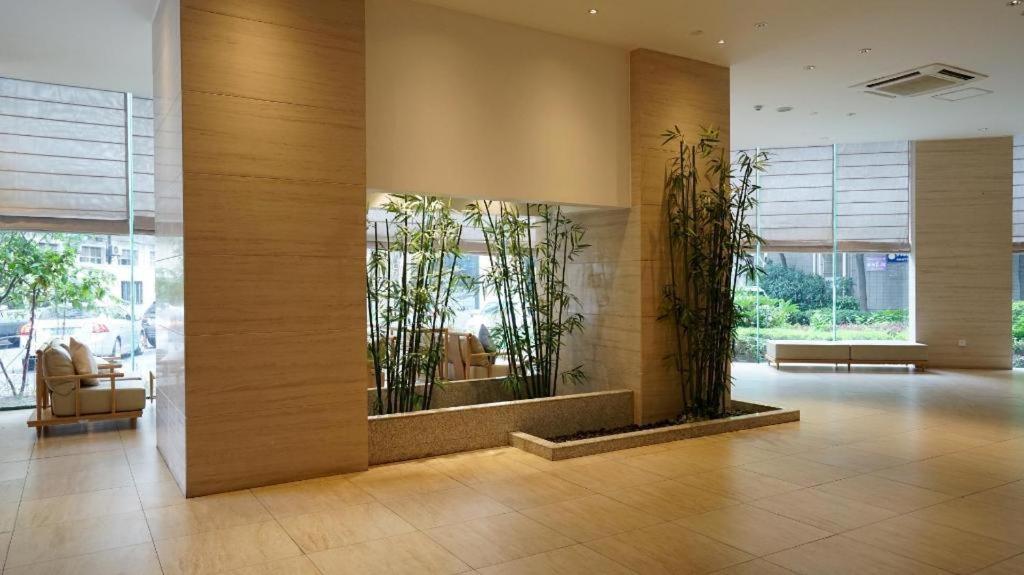 Ji Hotel Shanghai Yan An Road Branch Exterior foto
